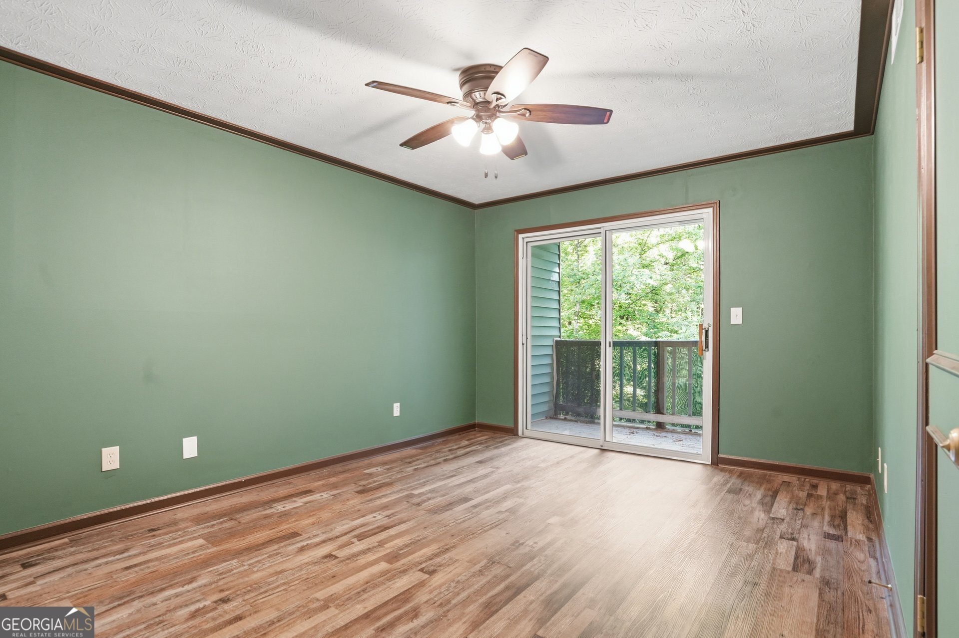 704 Glenleaf Drive Property Photo 17