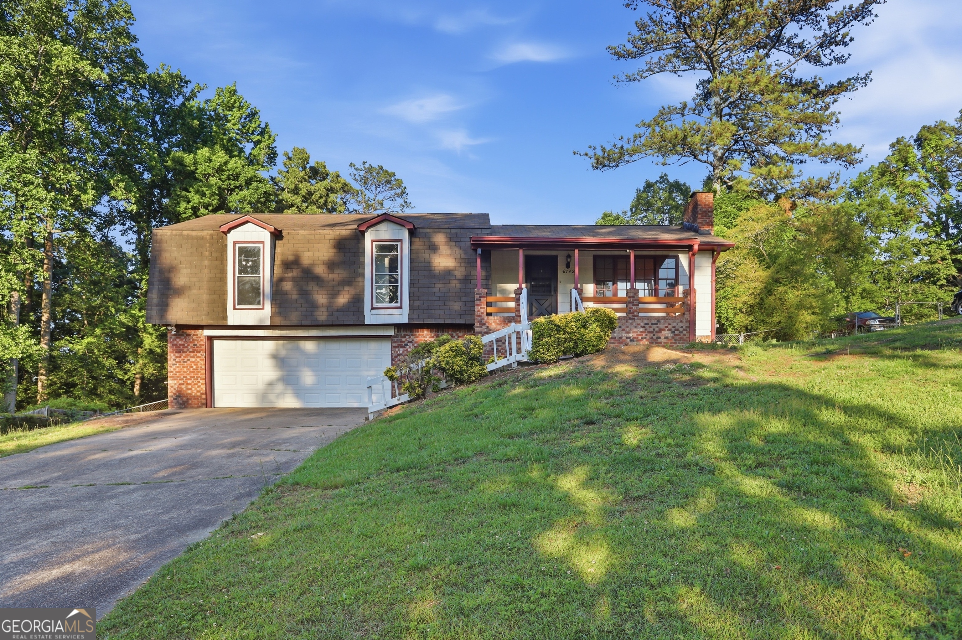 6742 Kellogg Drive Property Photo 1