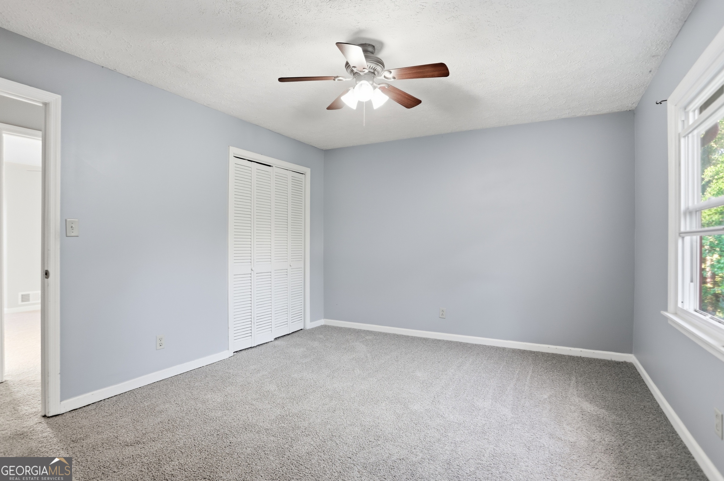 6742 Kellogg Drive Property Photo 4