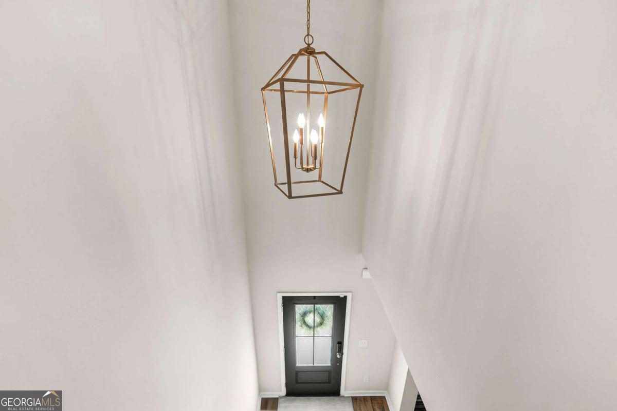 106 Kingston Circle Property Photo 18