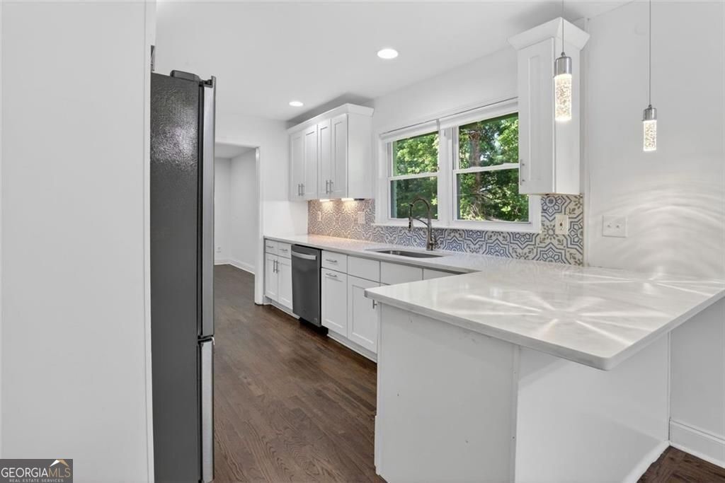 1311 Bernard Street Nw Property Photo 9