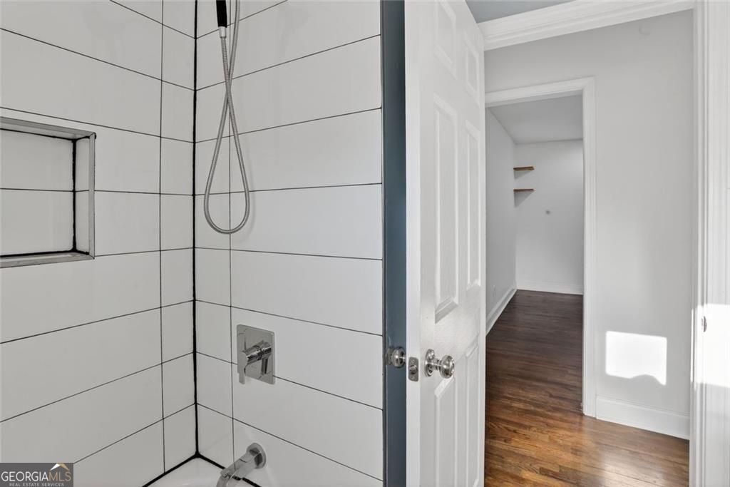 1311 Bernard Street Nw Property Photo 23