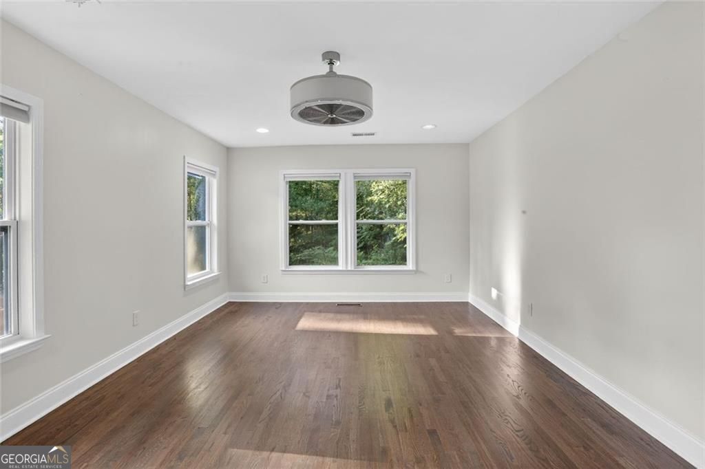 1311 Bernard Street Nw Property Photo 26