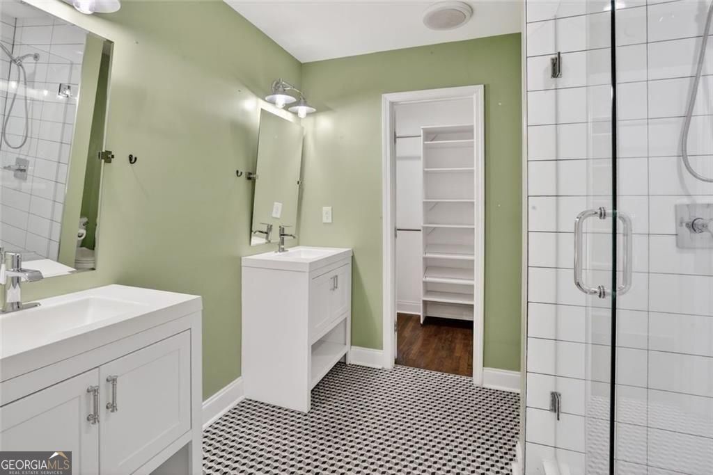 1311 Bernard Street Nw Property Photo 28