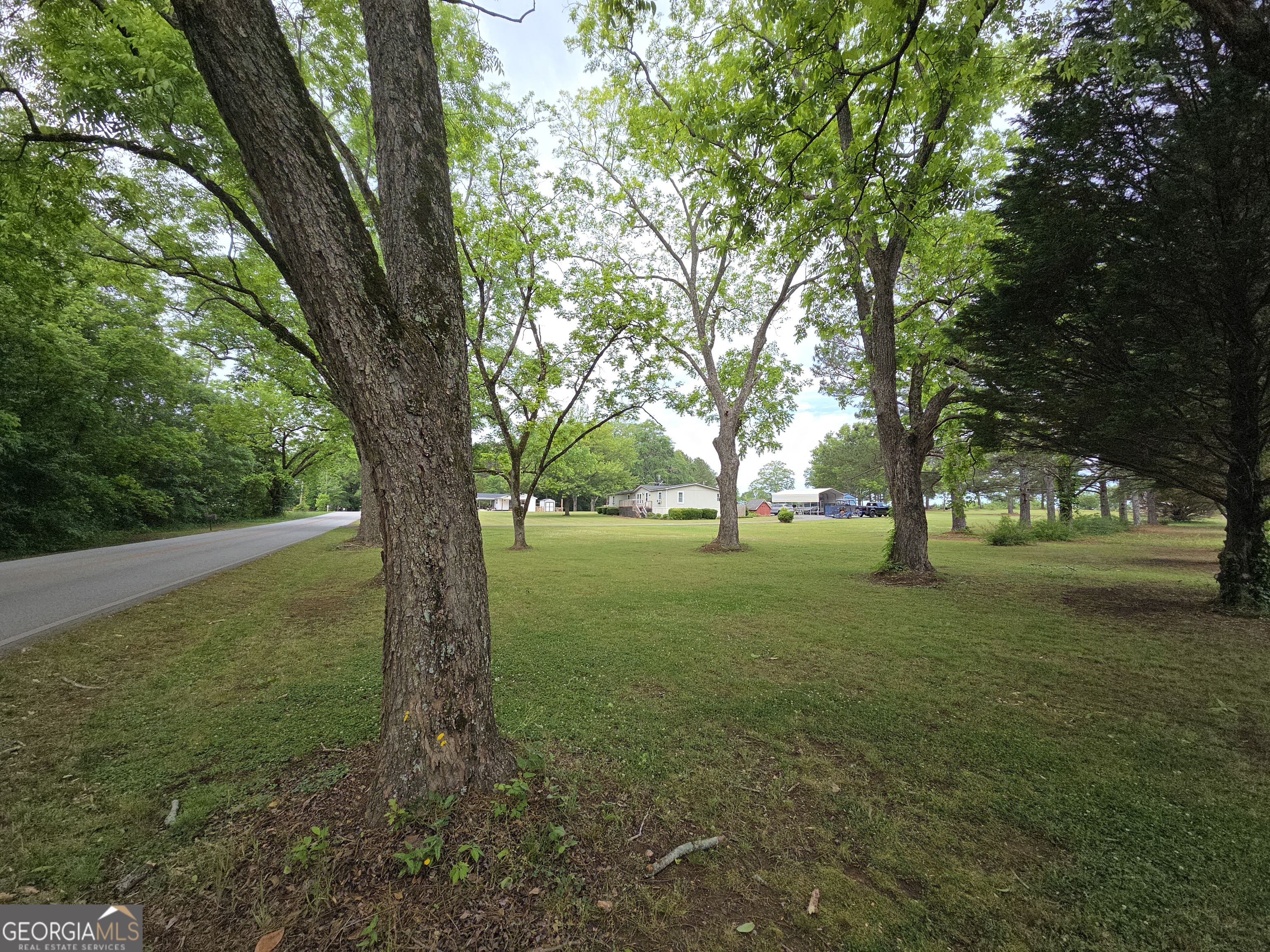 395 E Milner Road Property Photo 23