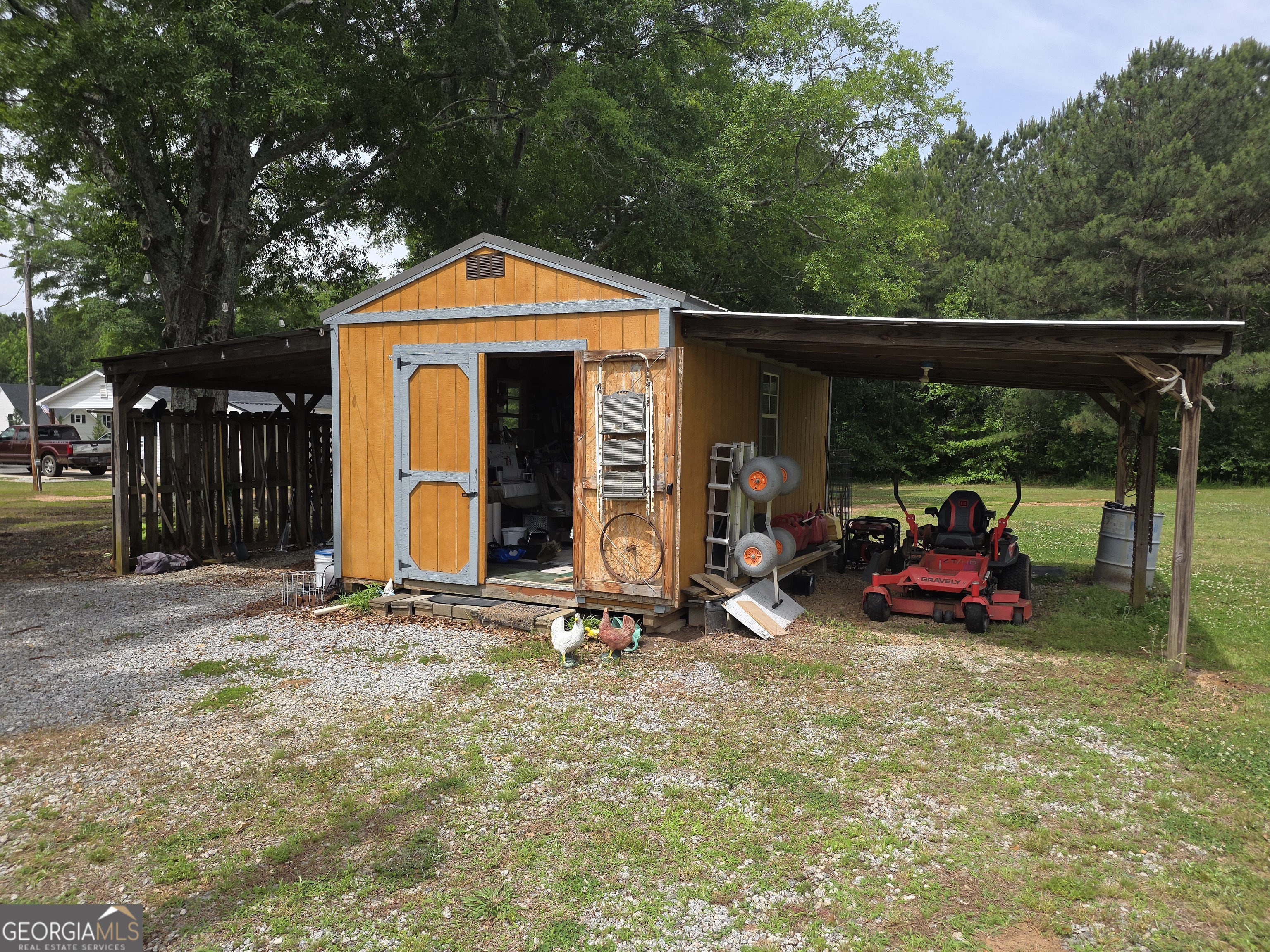 395 E Milner Road Property Photo 30