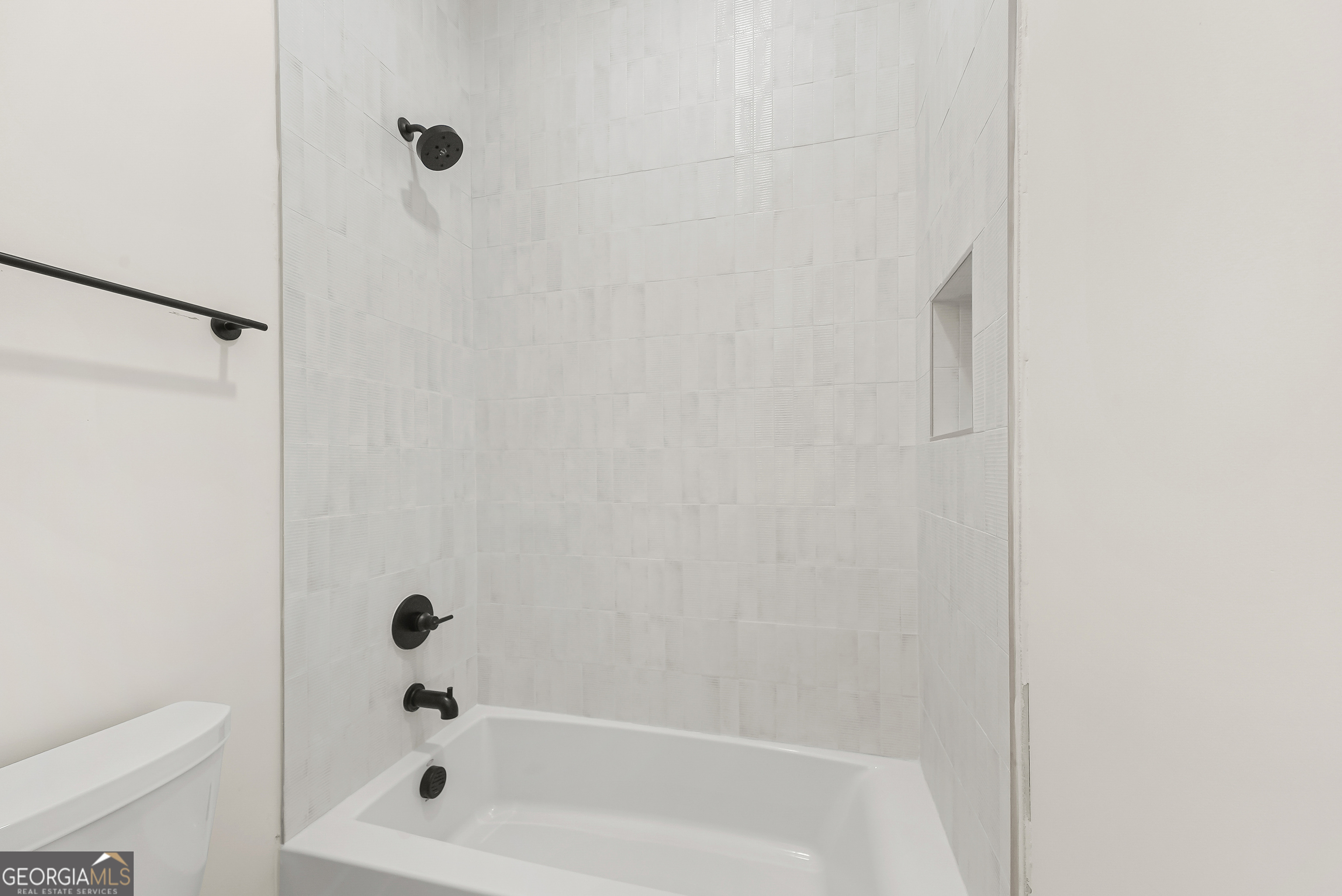 808 East Avenue Property Photo 30