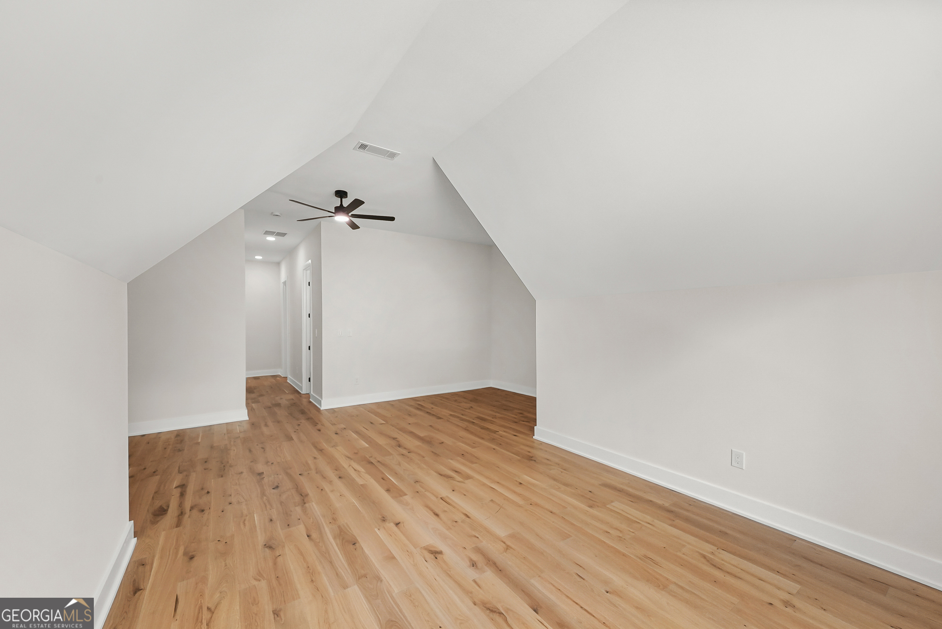 808 East Avenue Property Photo 32