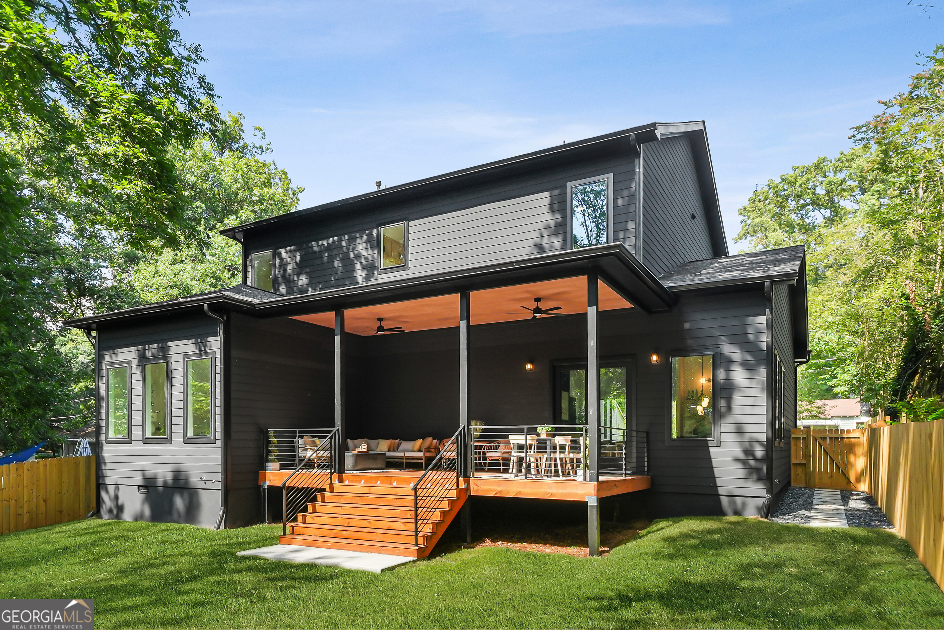 808 East Avenue Property Photo 39