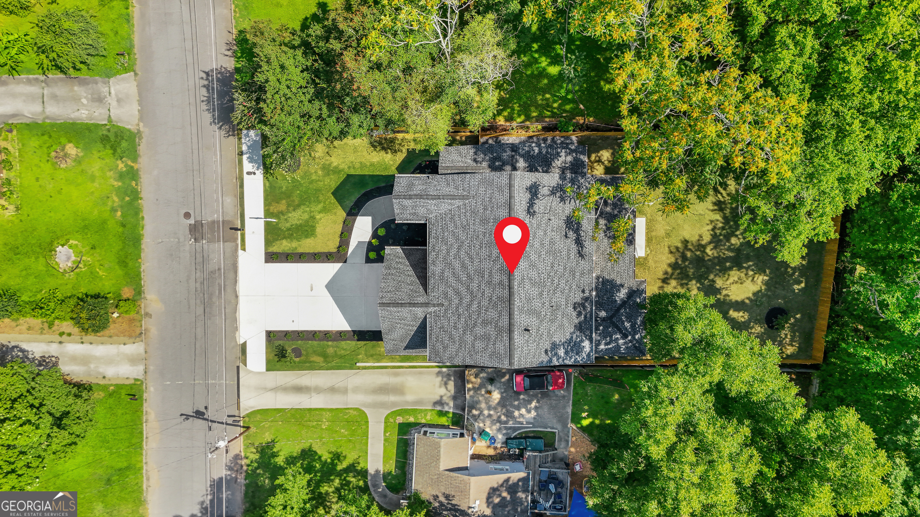 808 East Avenue Property Photo 41