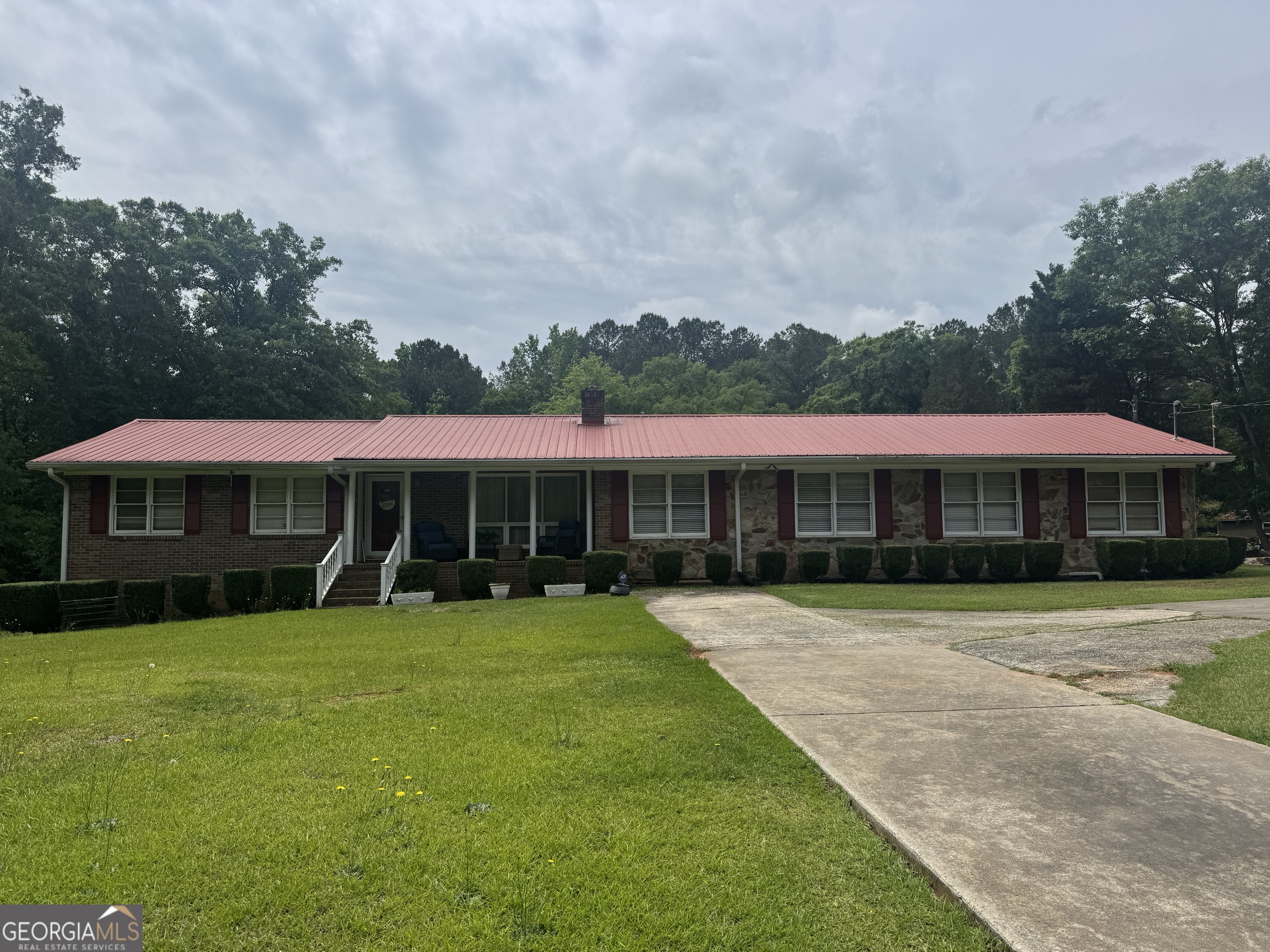 558 Old Brent Road Property Photo 1