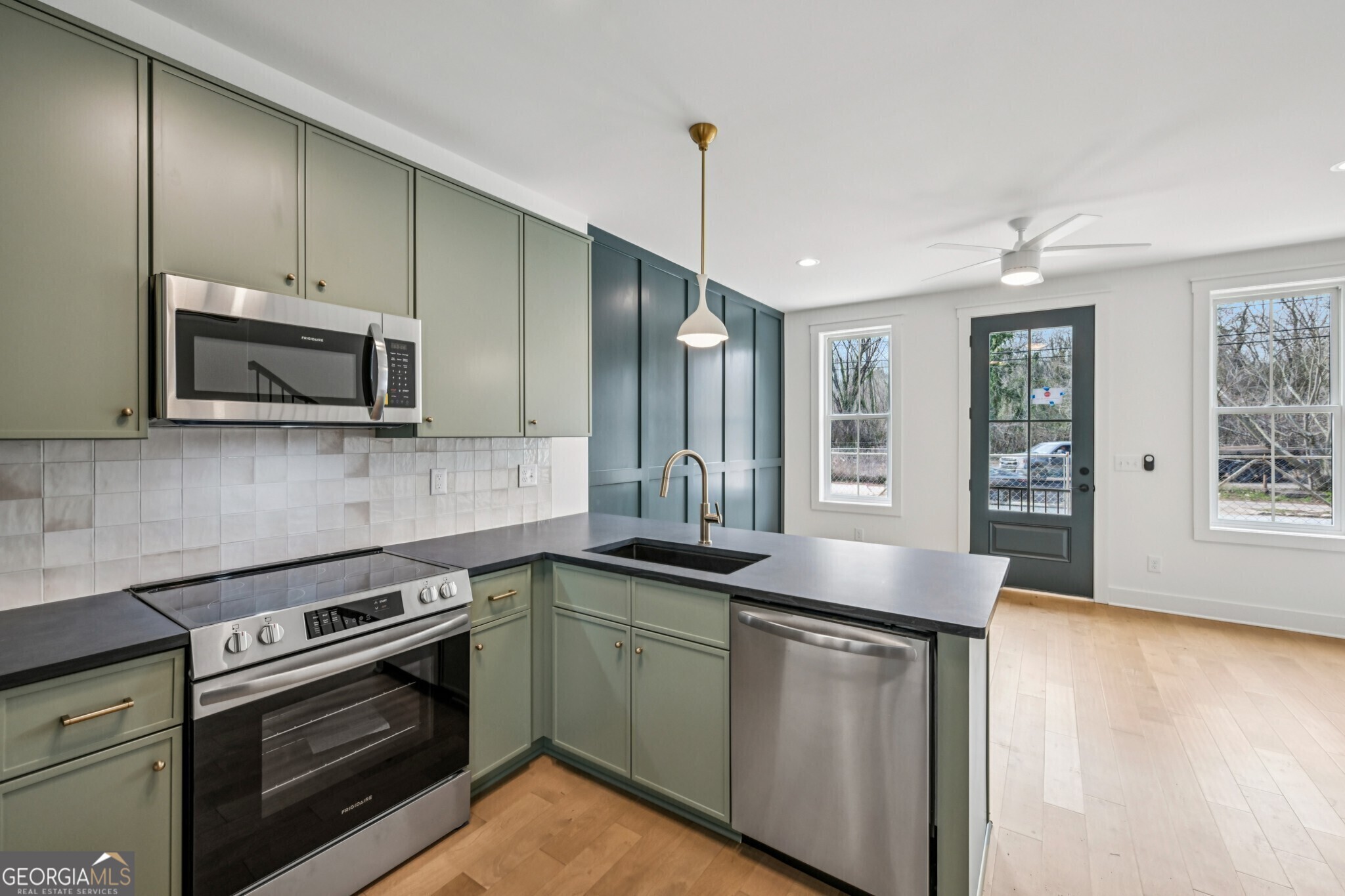 1160 Boulevard Se # 3 Property Photo 12