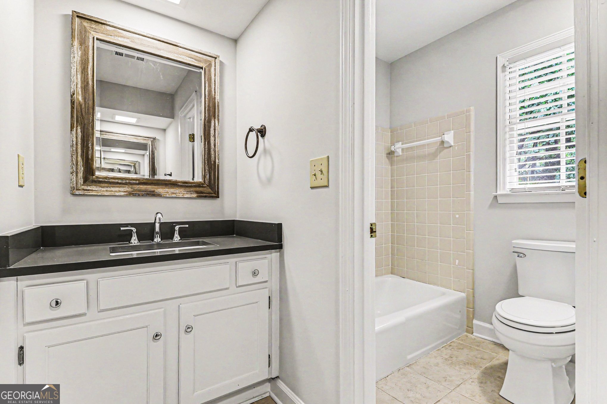 560 Flying Scot Way Property Photo 24