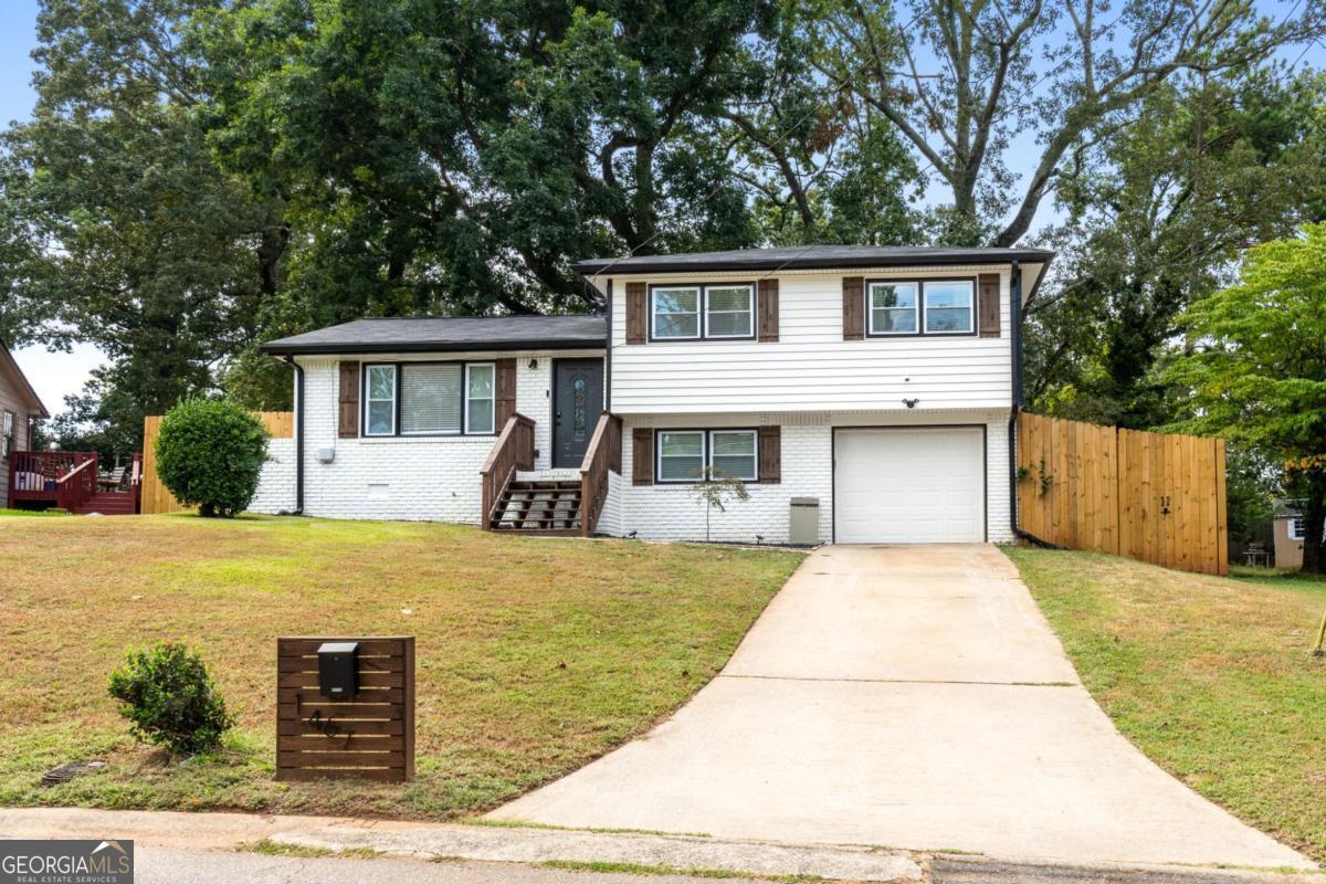 1467 Timms Circle SE Property Photo 1