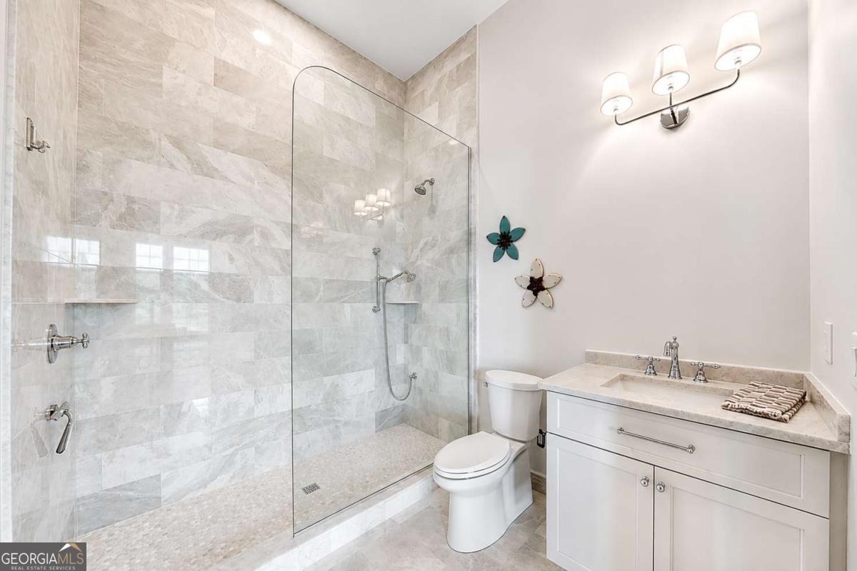 488 Big Knoll Drive Property Photo 38