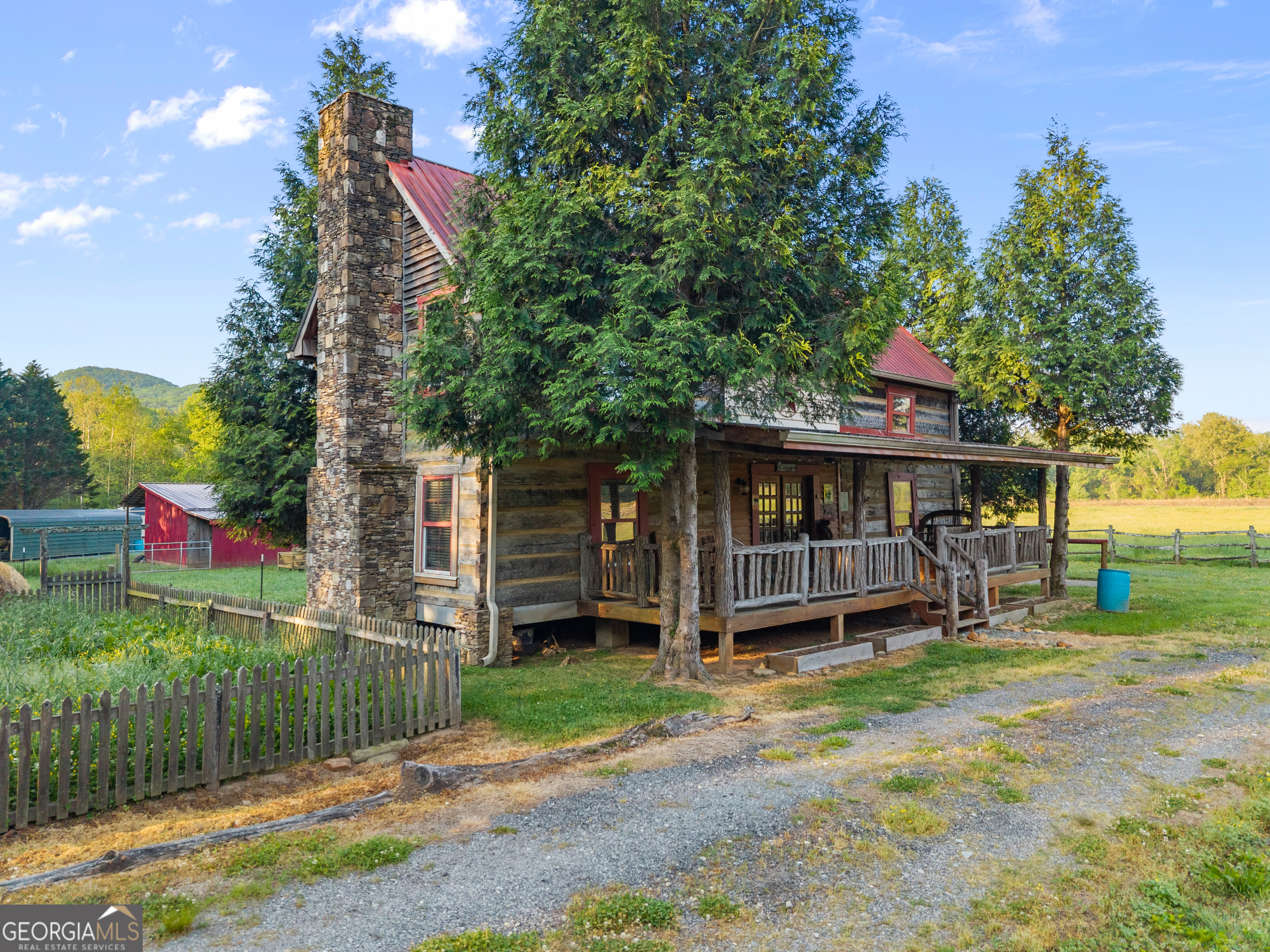 1304 Highway 17 Property Photo 9