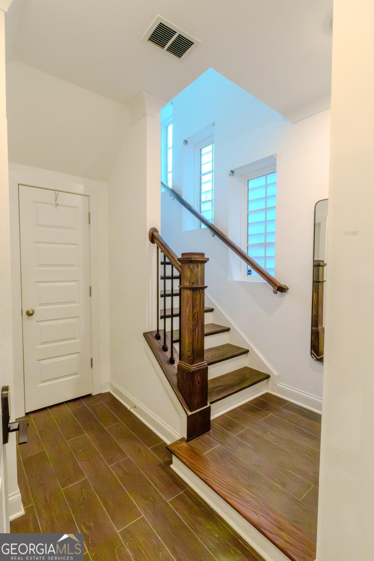603 Broadview Terrace Ne Property Photo 28