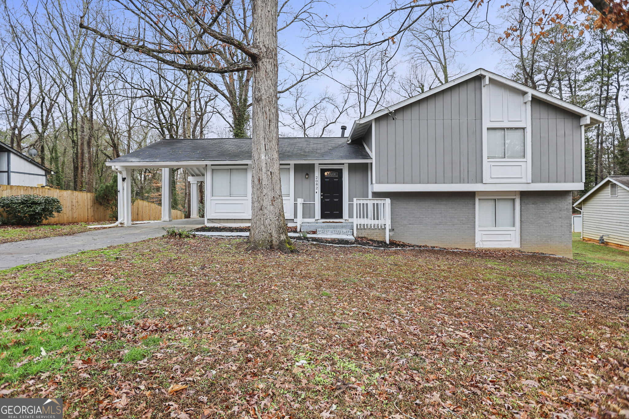 2082 Marble Arch Drive Property Photo 1