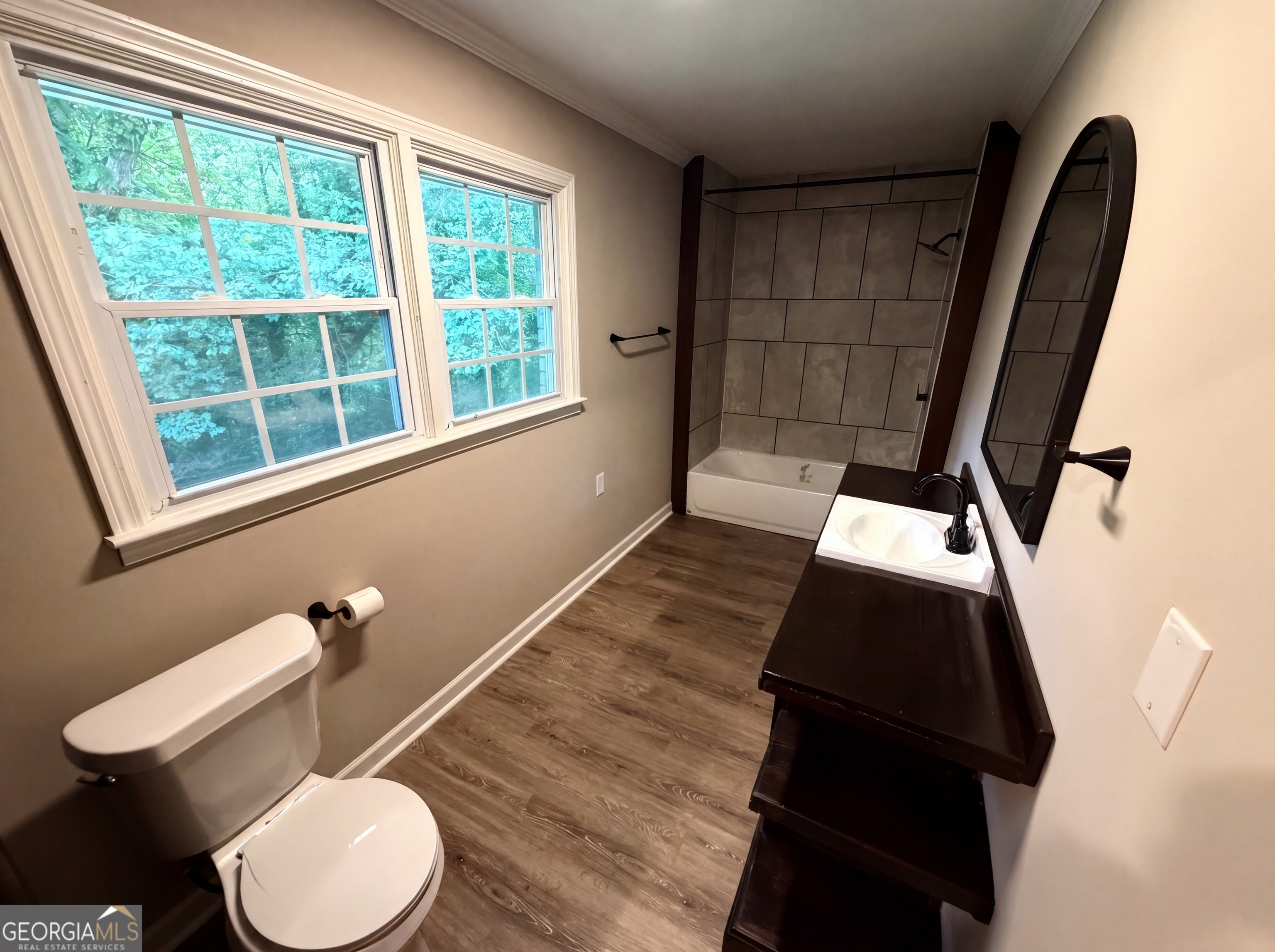 190 Stroud Drive Se Property Photo 7