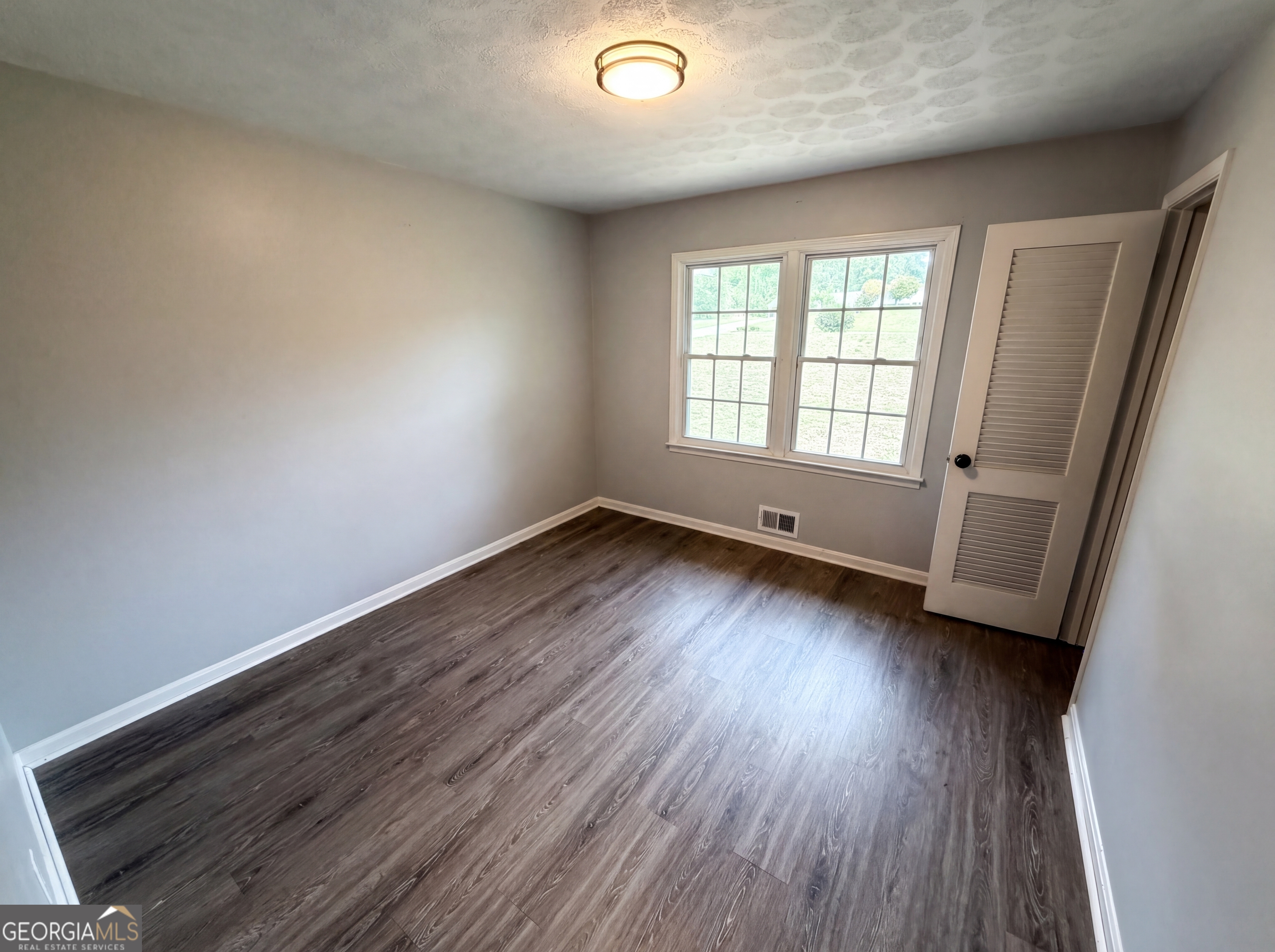 190 Stroud Drive Se Property Photo 15