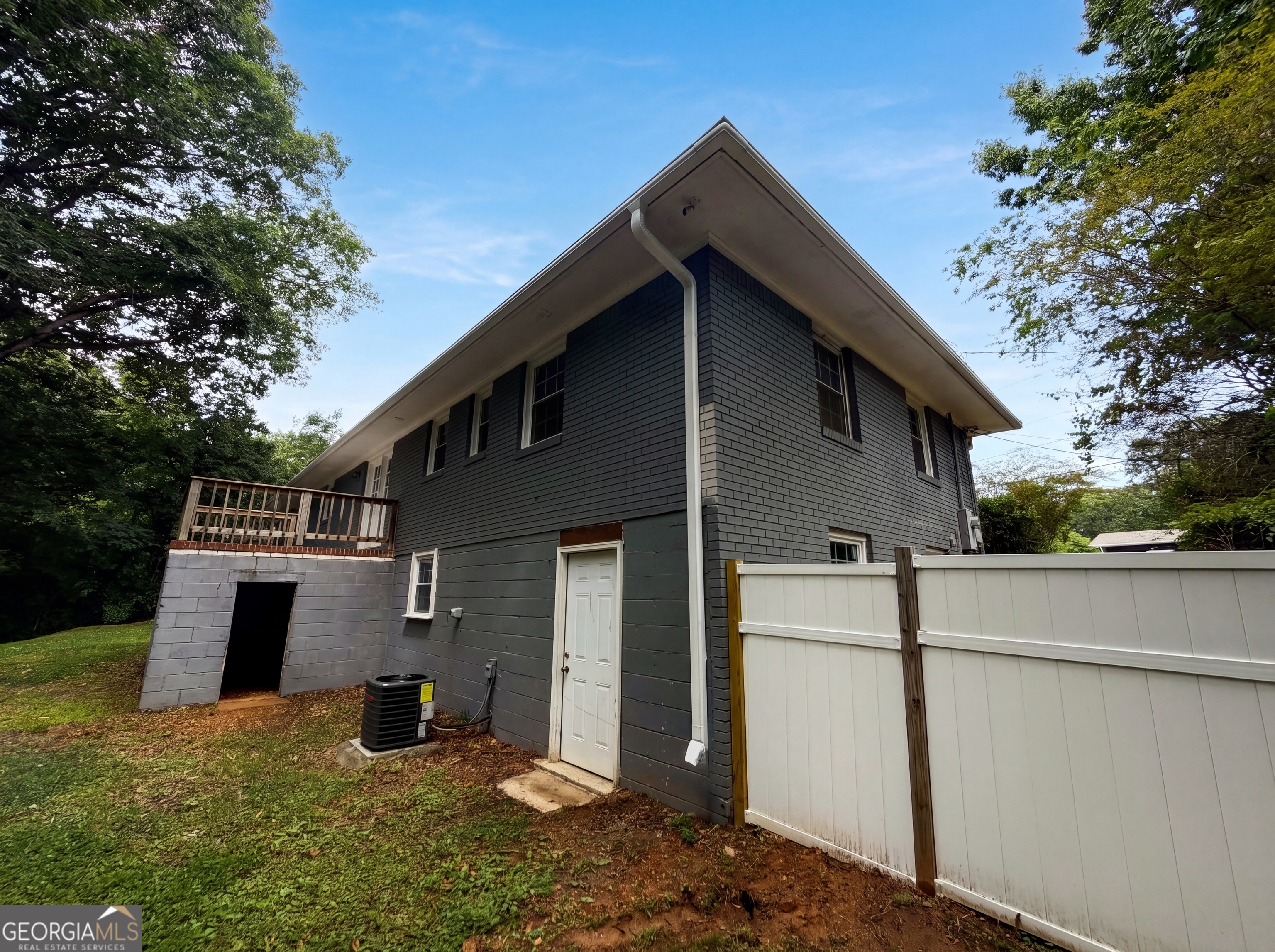 190 Stroud Drive Se Property Photo 28