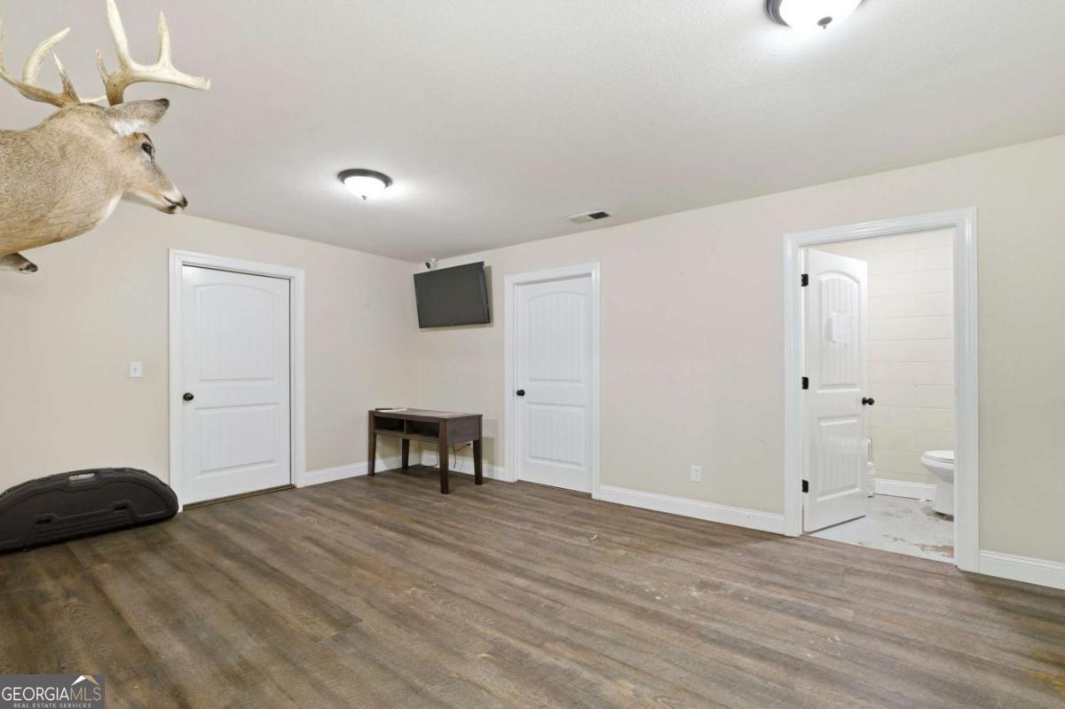 1693 52 Alt Highway Property Photo 6