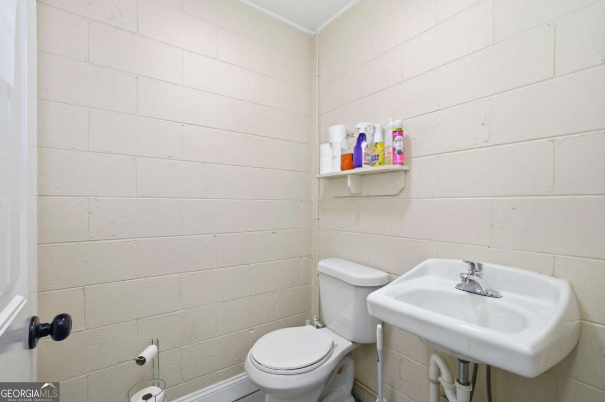 1693 52 Alt Highway Property Photo 10