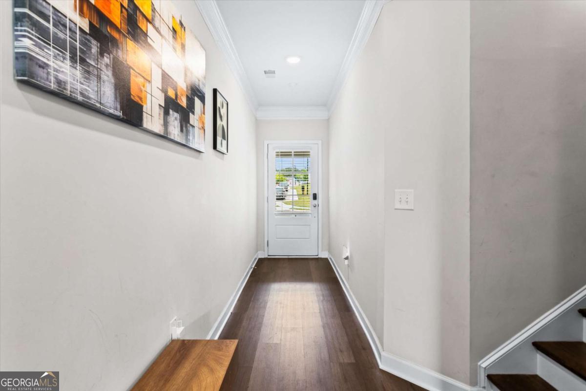 1124 Mornington Way Property Photo 6