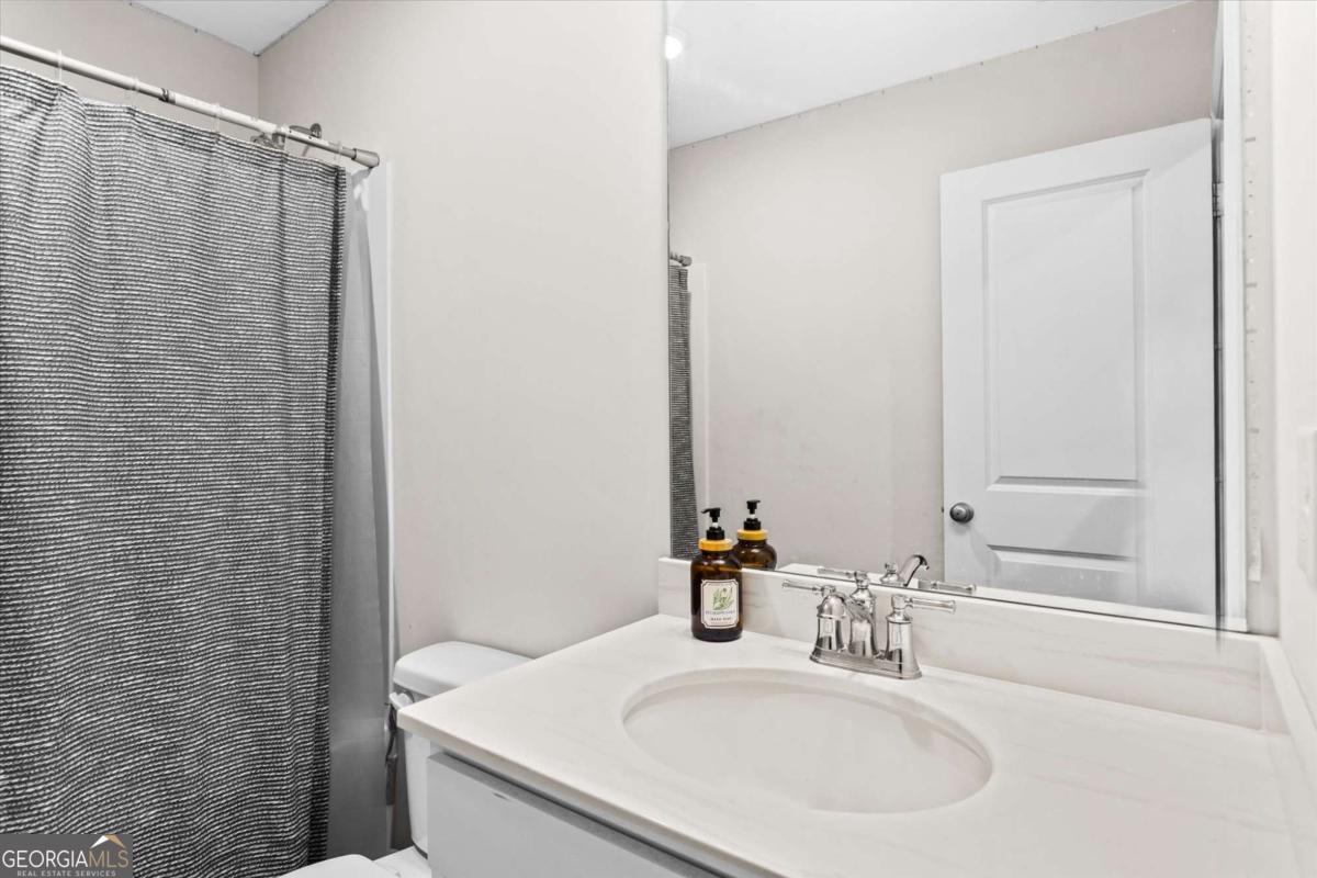 1124 Mornington Way Property Photo 21