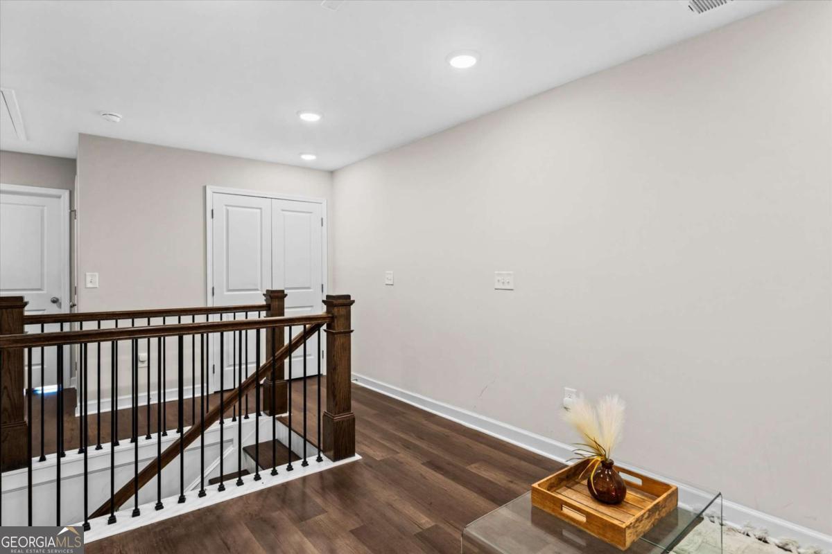 1124 Mornington Way Property Photo 23