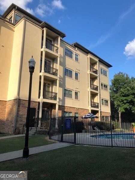 2230 Cheshire Bridge Road # 412 Property Photo 1
