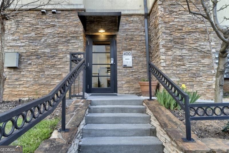 2230 Cheshire Bridge Road # 412 Property Photo 3