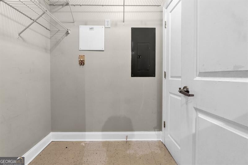 2230 Cheshire Bridge Road # 412 Property Photo 17