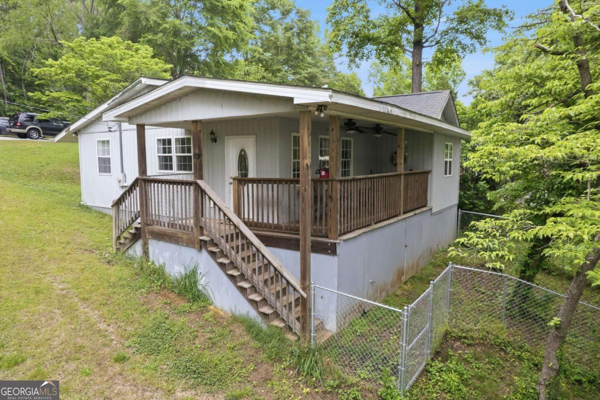 114 Flatrock Road Se Property Photo 1