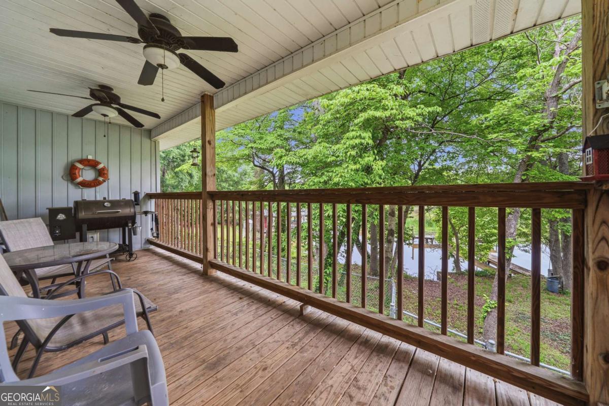 114 Flatrock Road Se Property Photo 5