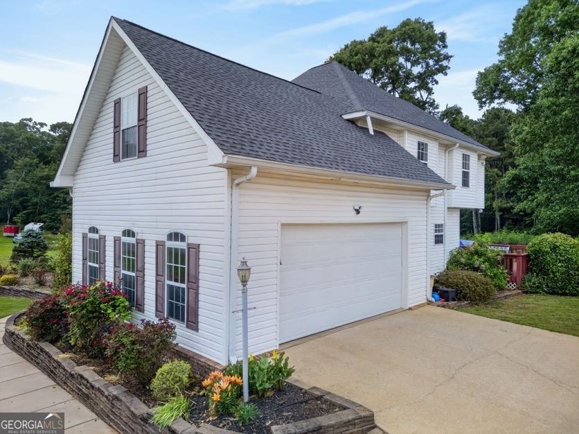 15 Fast Lane Property Photo 6