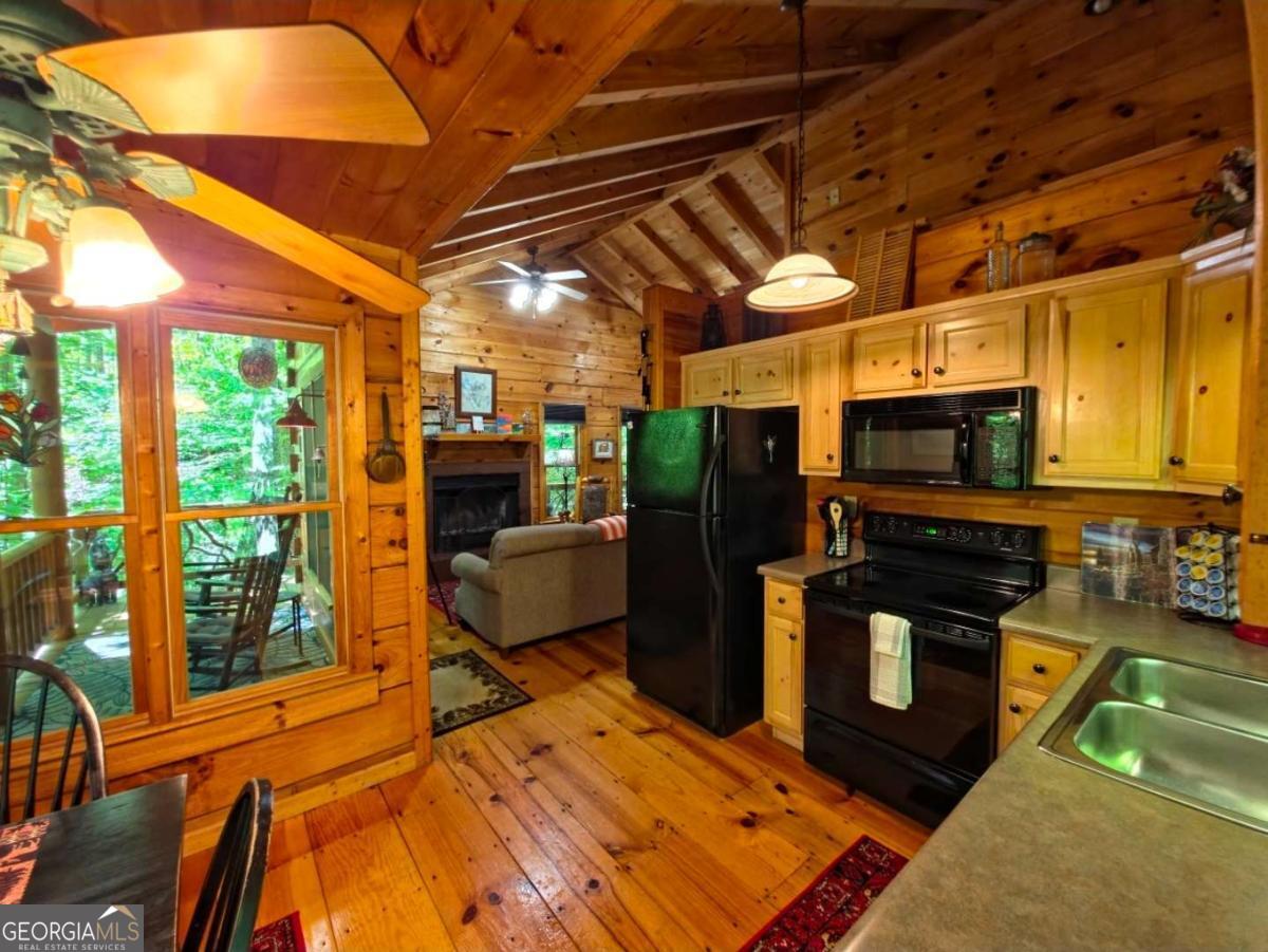 163 Little Rock Creek Trail # 9 Property Photo 17