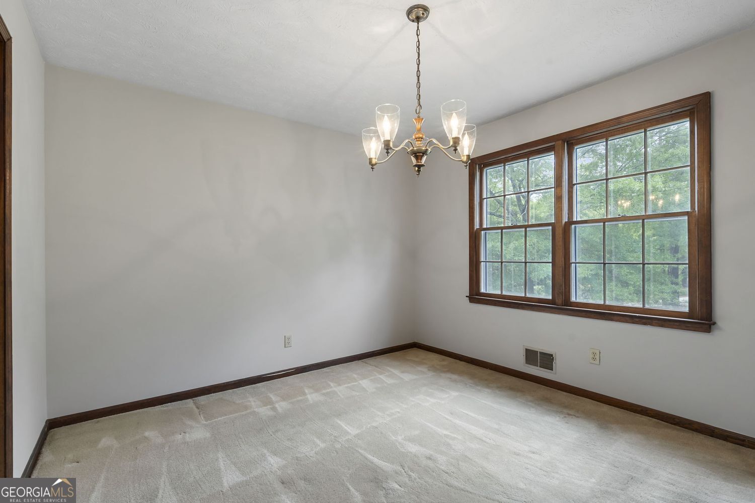 4200 Glenn Street Property Photo 14