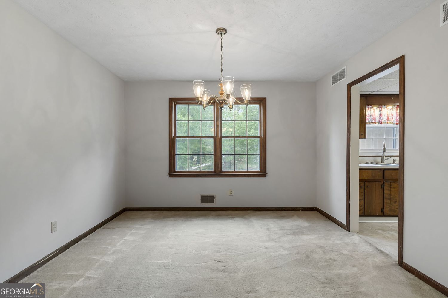 4200 Glenn Street Property Photo 15