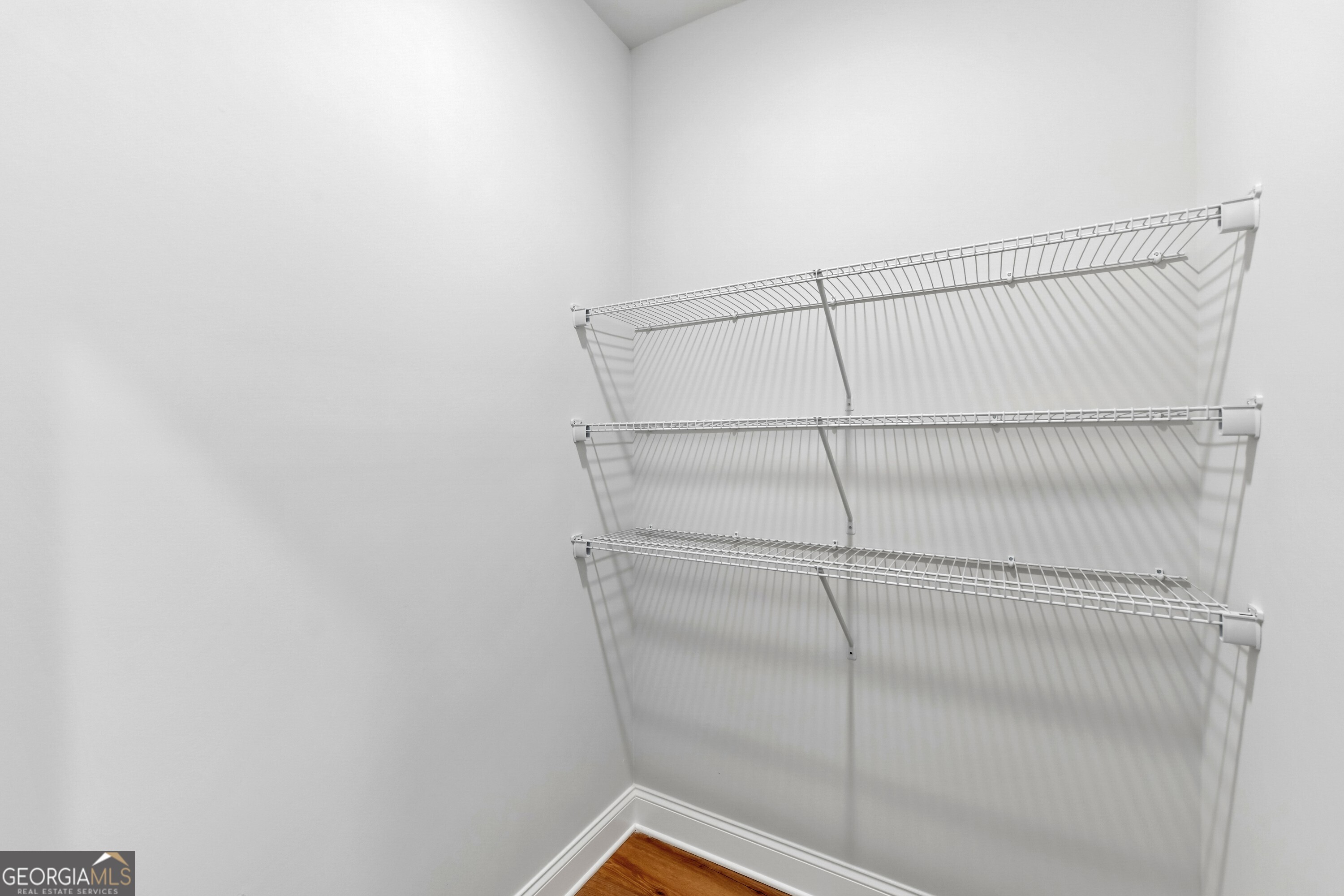 145 Greenview Court Property Photo 23