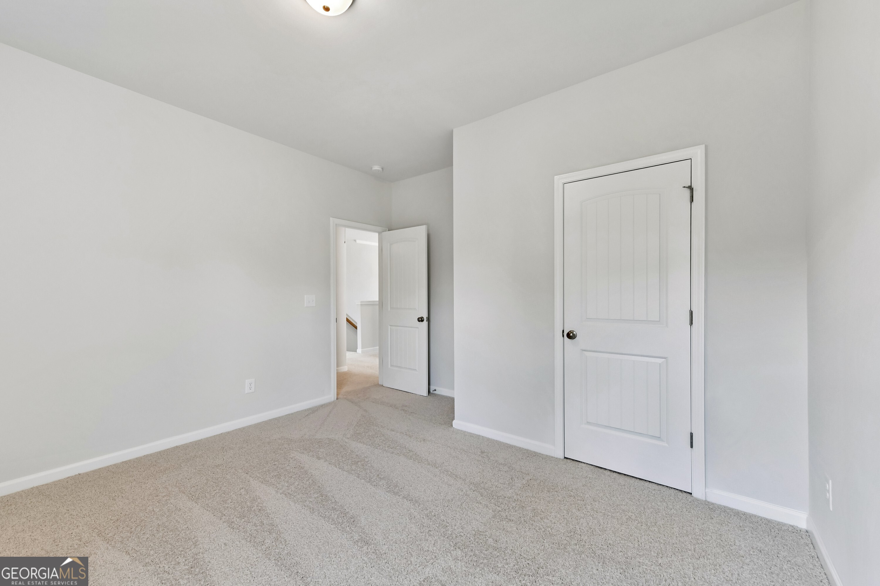 145 Greenview Court Property Photo 35