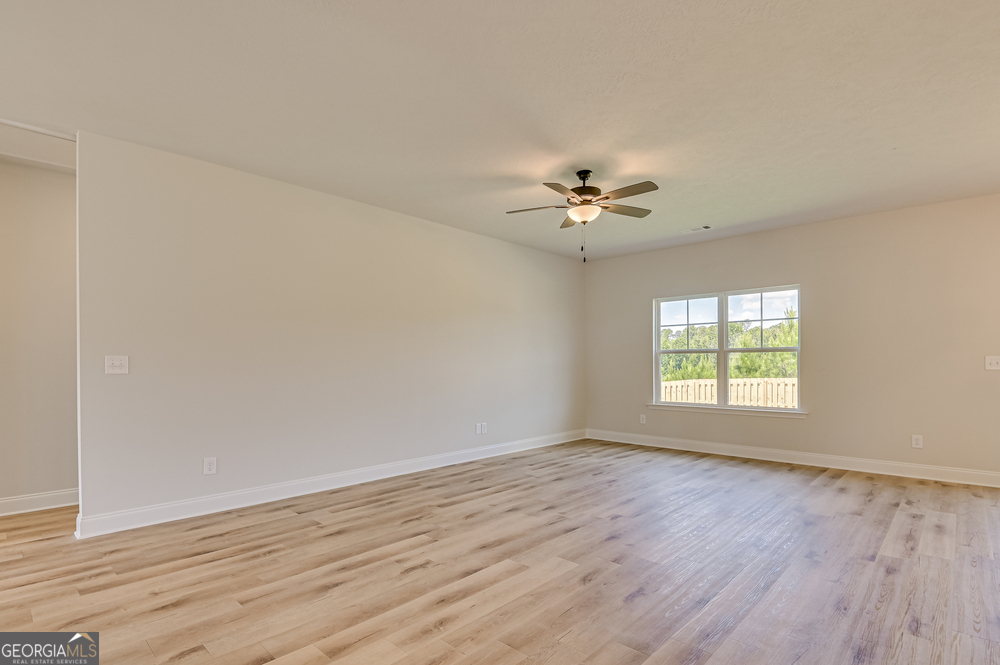 205 Palmetto Loop Property Photo 4