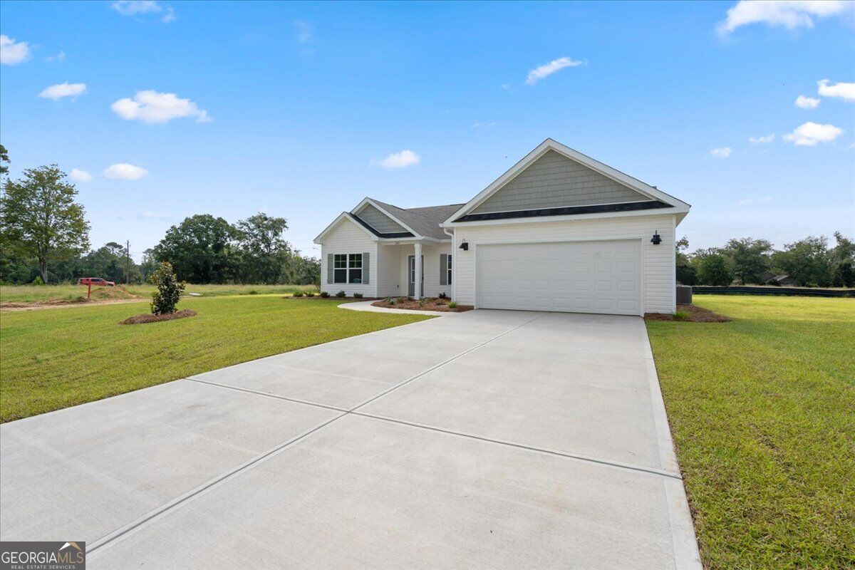 205 Palmetto Loop Property Photo 5