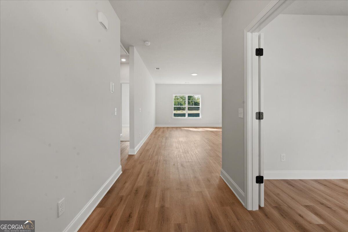 205 Palmetto Loop Property Photo 6