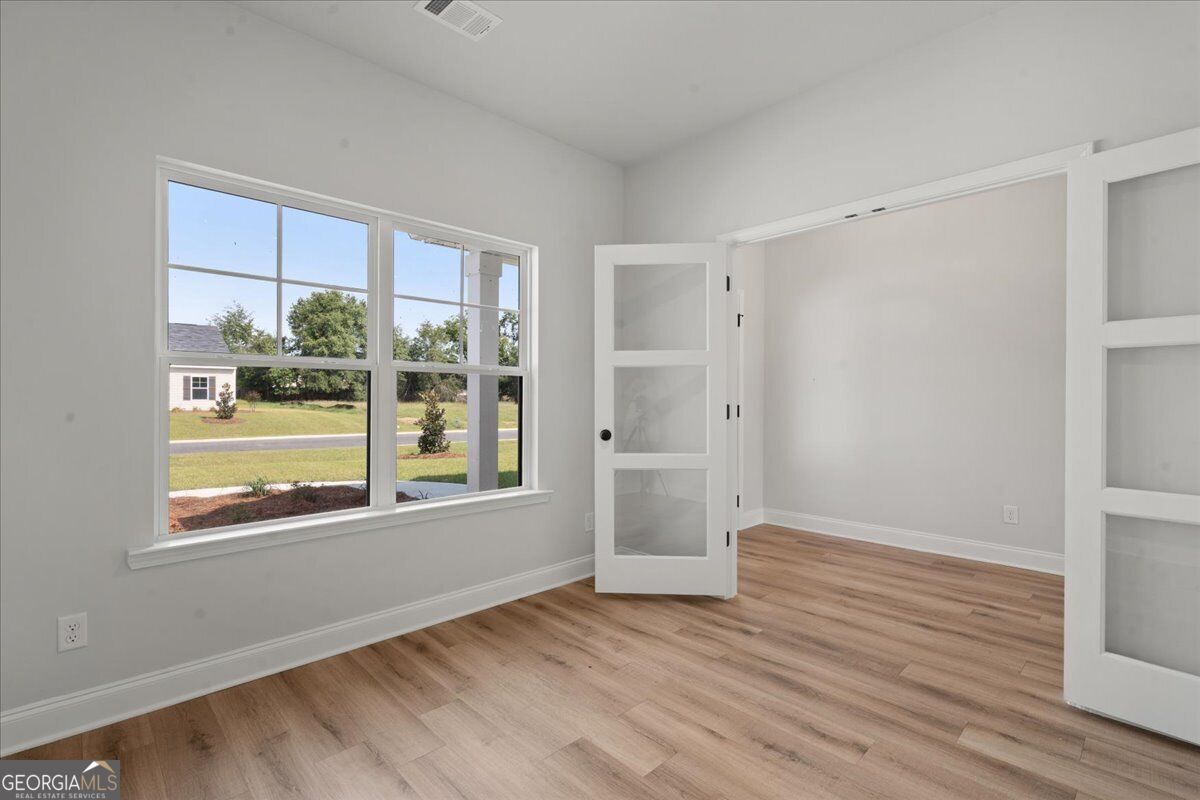 205 Palmetto Loop Property Photo 8