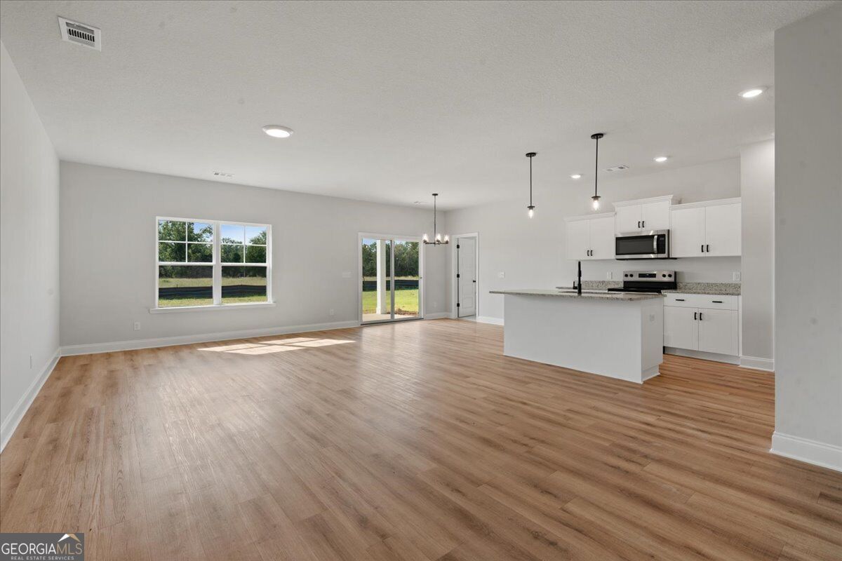 205 Palmetto Loop Property Photo 9