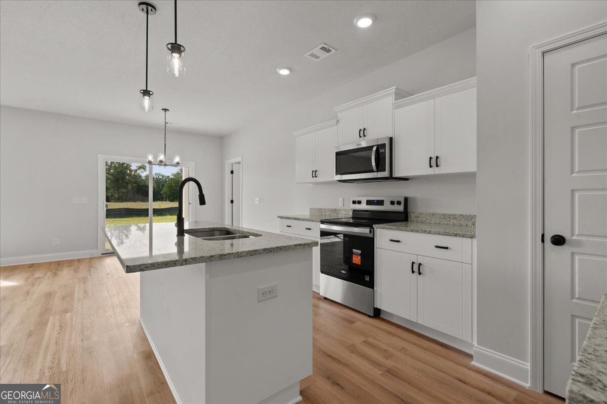 205 Palmetto Loop Property Photo 13