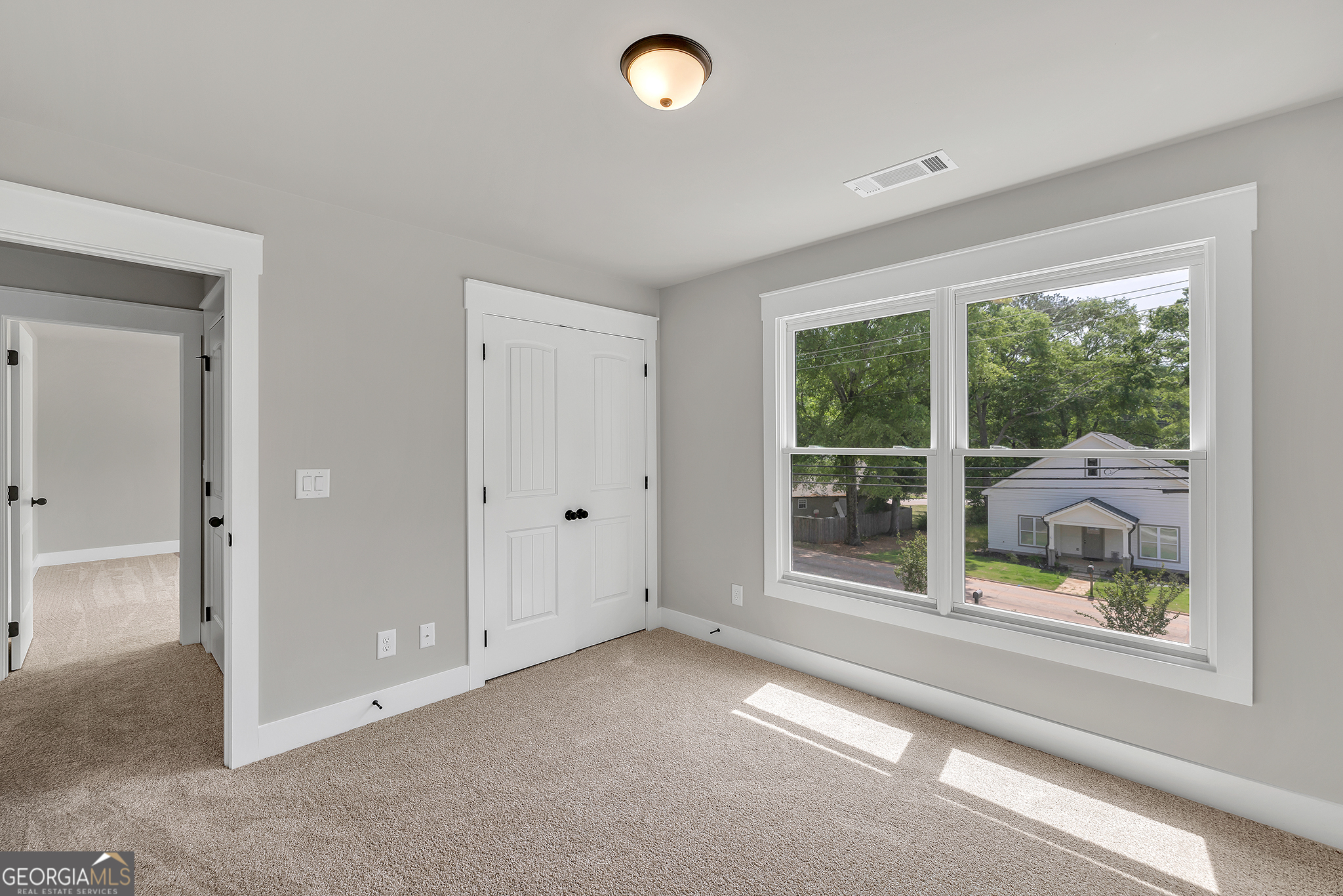 231 E Marable Street Property Photo 24