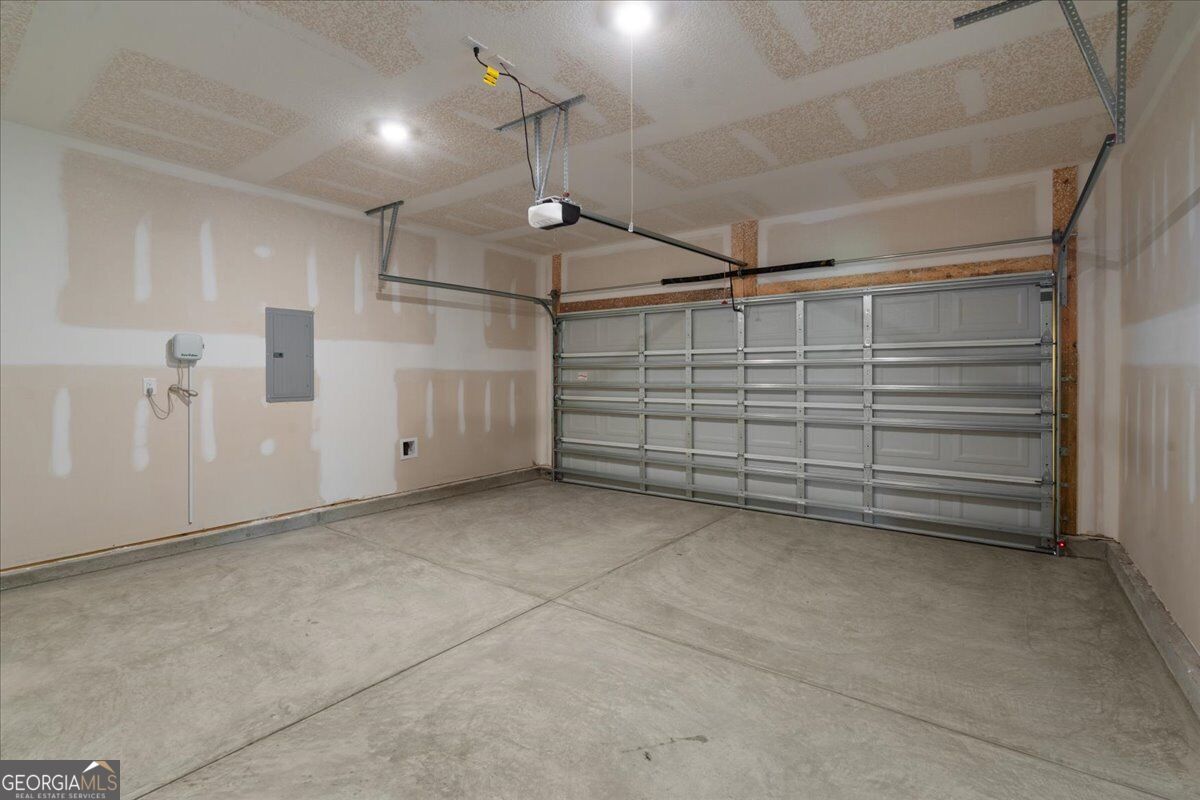 209 Palmetto Loop Property Photo 32