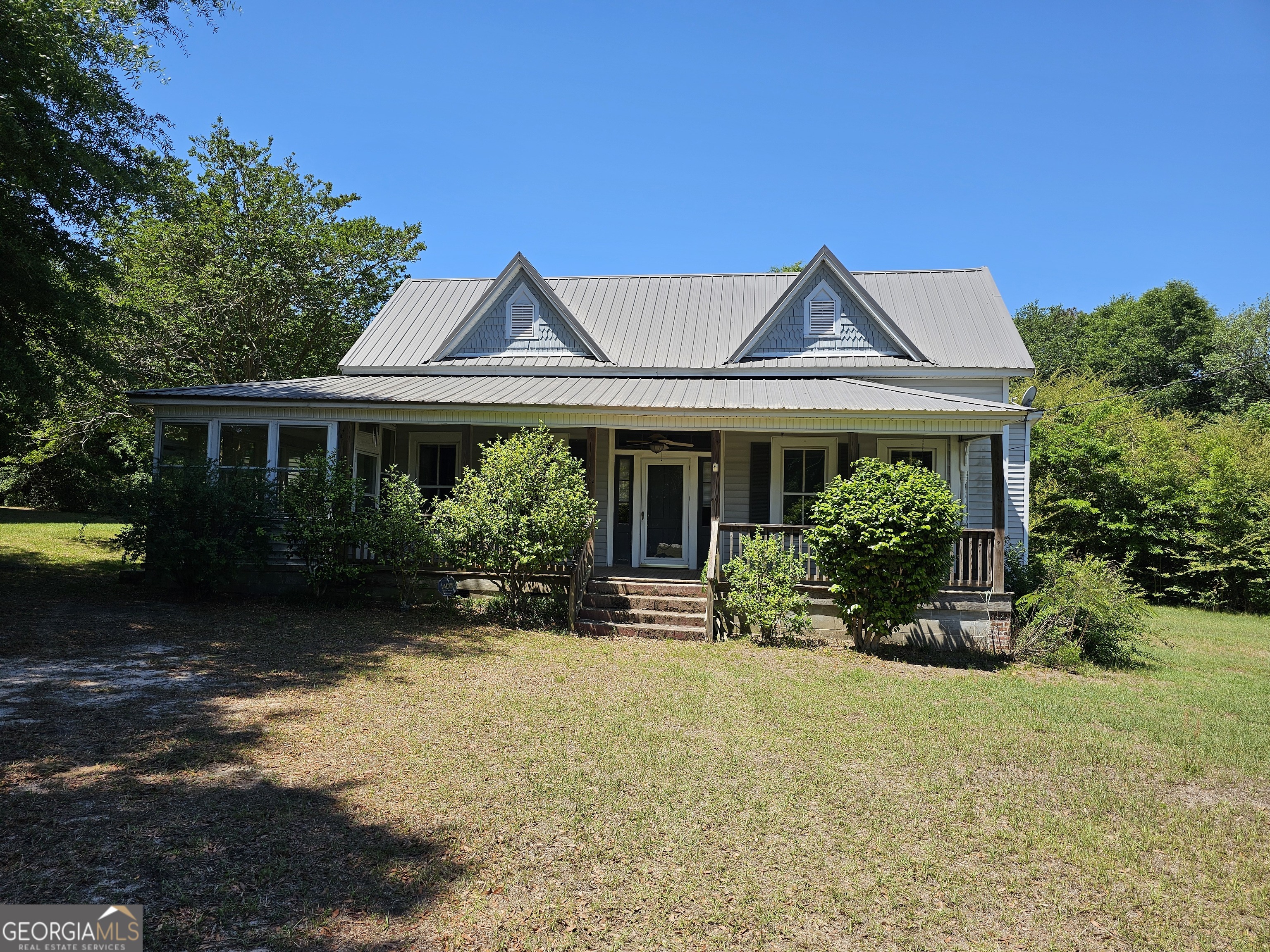 170 S Brown Street Property Photo 1